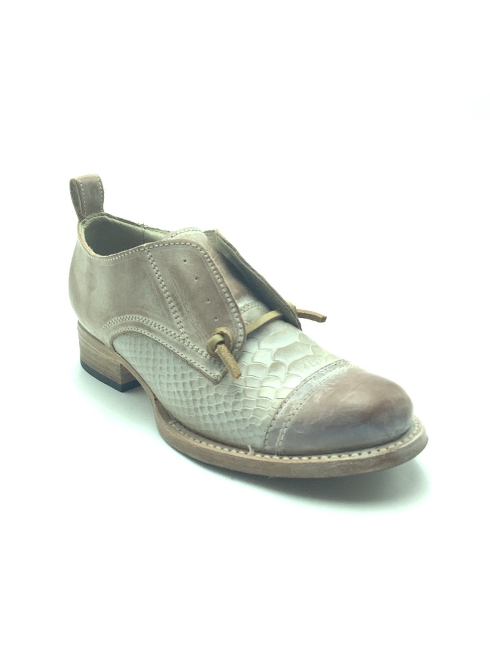 Free Bird Leather Shoes Size: 6